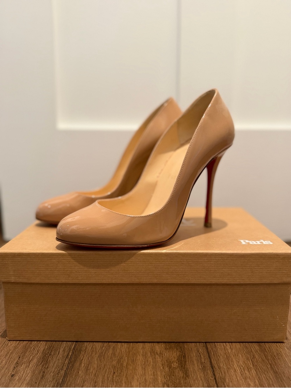 Christian Louboutin Merci Allen 100 Nude Patent Pumps 37.5 Red Bottoms